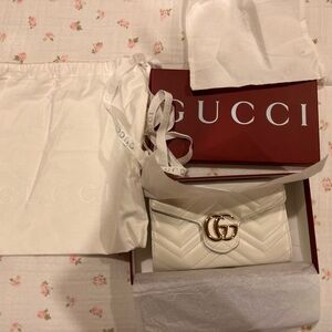 Gucci Cream Leather Women's Wallet